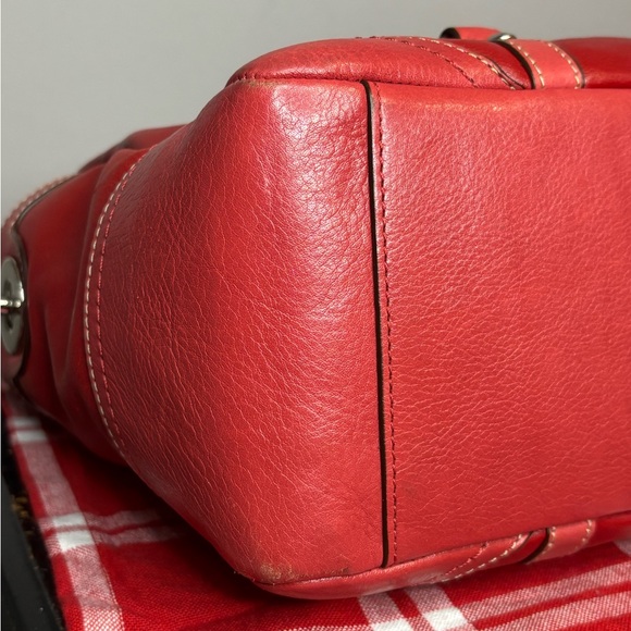 Coach Red Premium Leather Gallery East West Tote 2008 - Picture 6 of 8